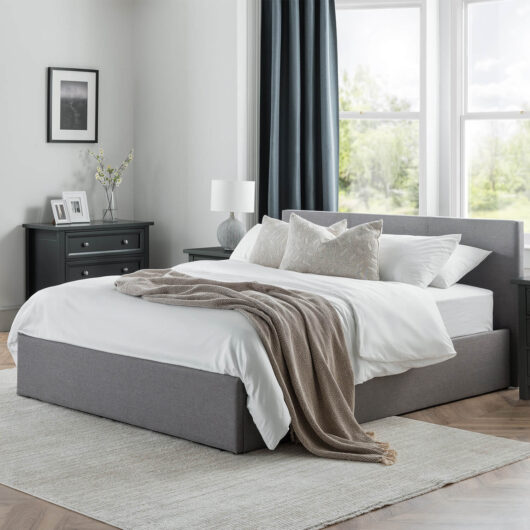 Giacomo Lift-Up Storage Bed 135Cm Light Grey Linen